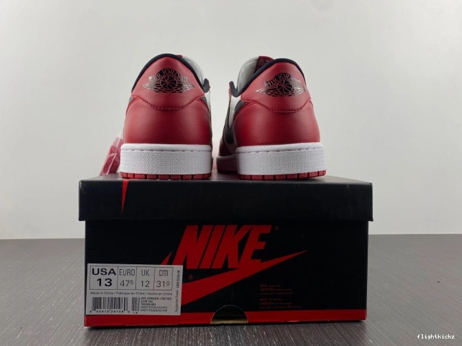 1 Jordan Low Retro Chicago Air 705329-600 1006